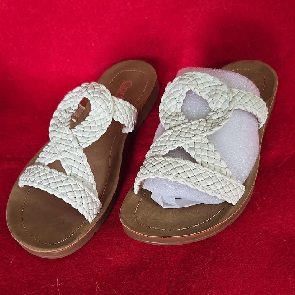 New Corkys White Sandals 10